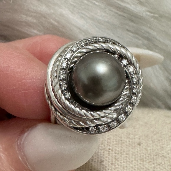 David Yurman Tahitian Pearl Diamond Crossover Ring - Picture 7 of 13